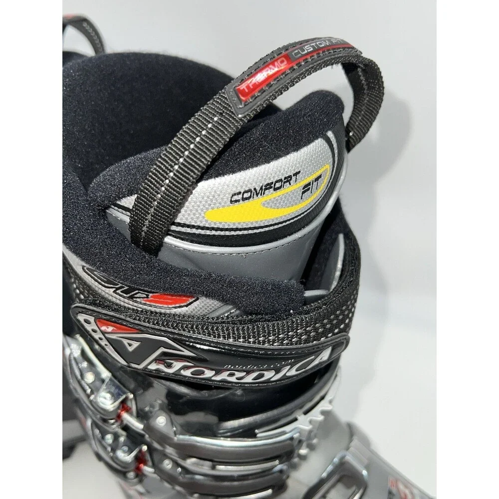 Nordica GTS 4 Ski Boots Men's Mondo 28.5 -325 mm US SIZE 10.5 Dark Gray/Red